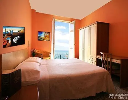 מלון Badano Sul Mare 3*