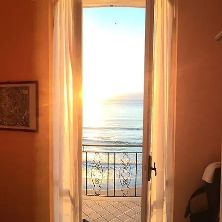 Badano Sul Mare מלון