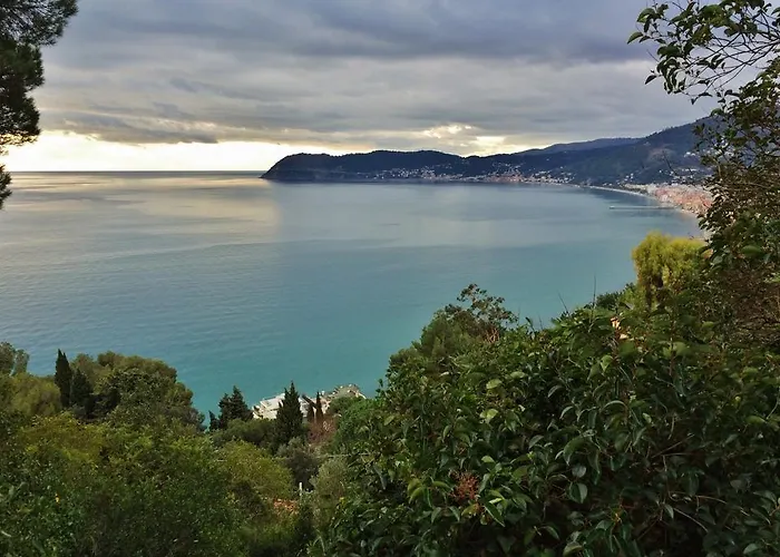 Hotel Badano Sul Mare 3*