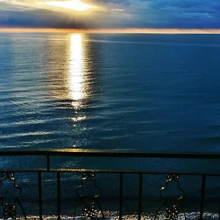 Ξενοδοχείο Badano Sul Mare Αλάσιο