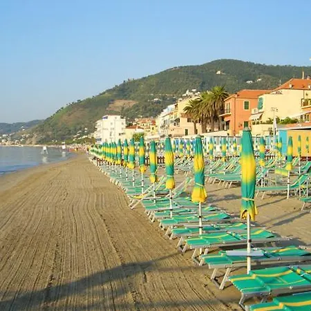 Badano Sul Mare Ξενοδοχείο Αλάσιο